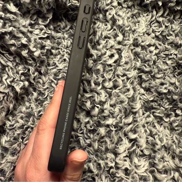 Pressed Flowers iPhone 16 Pro Max - Picture 2 of 4